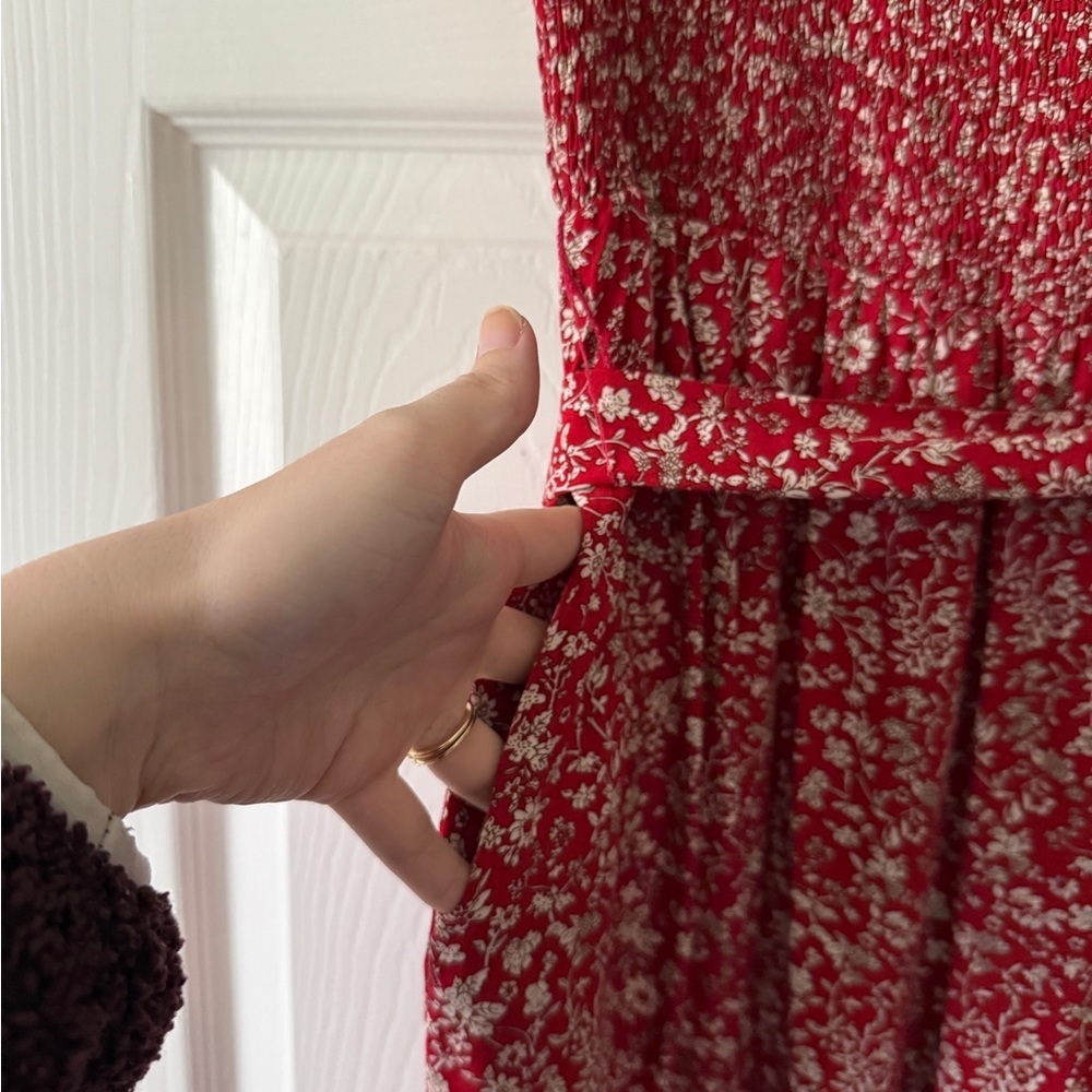 Lulu's Red Floral Off-Shoulder Jumpsuit - Picture 5 of 5